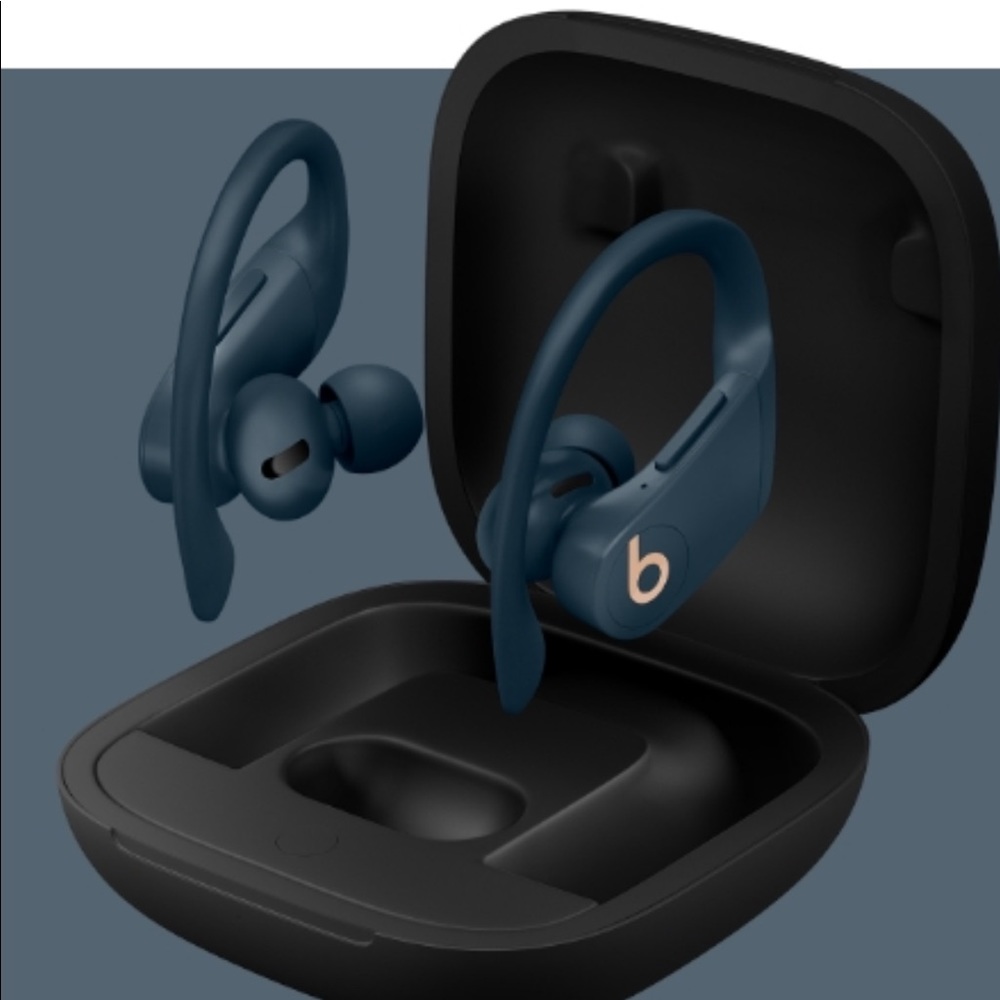 Wireless headphones , Beats by Dr Dre.